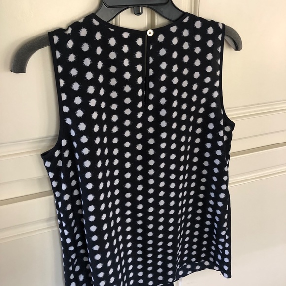 Michael Kors medium top.  Navy with white dot detail. Sleeveless. Lightweight. - Picture 4 of 4